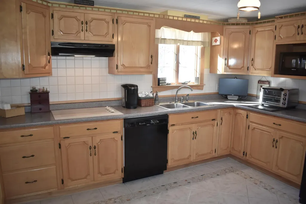 34 Park Street Farmingdale ME 04344