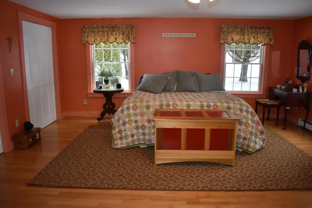 34 Park Street Farmingdale ME 04344