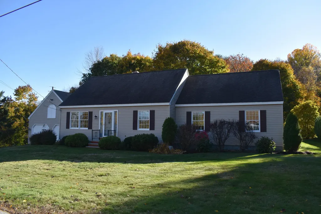 34 Park Street Farmingdale ME 04344