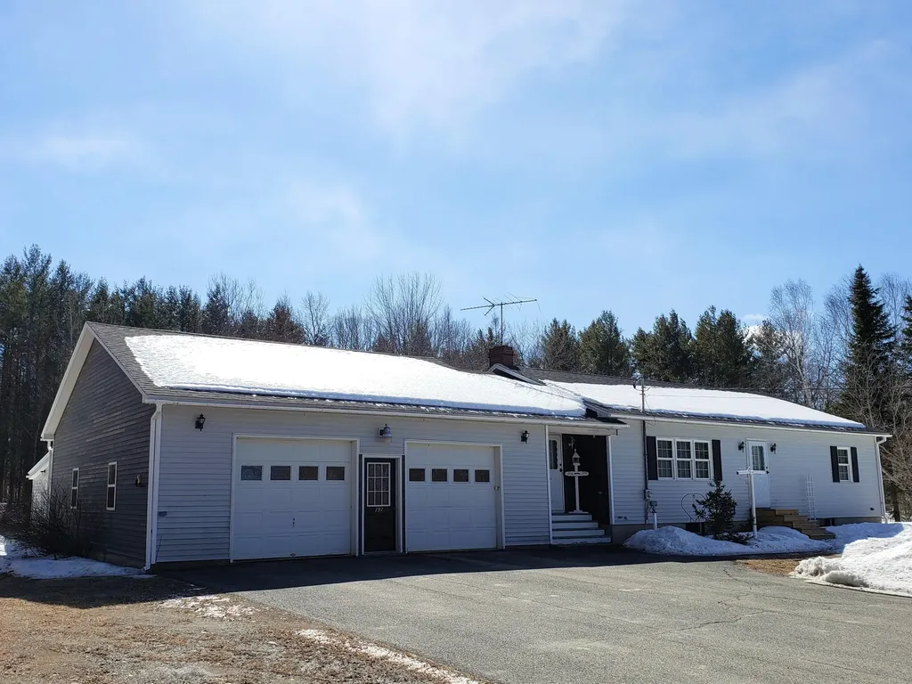 197 Airport Road Corinna ME 04928