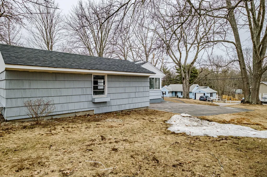 67 Cutts Road Kittery ME 03904