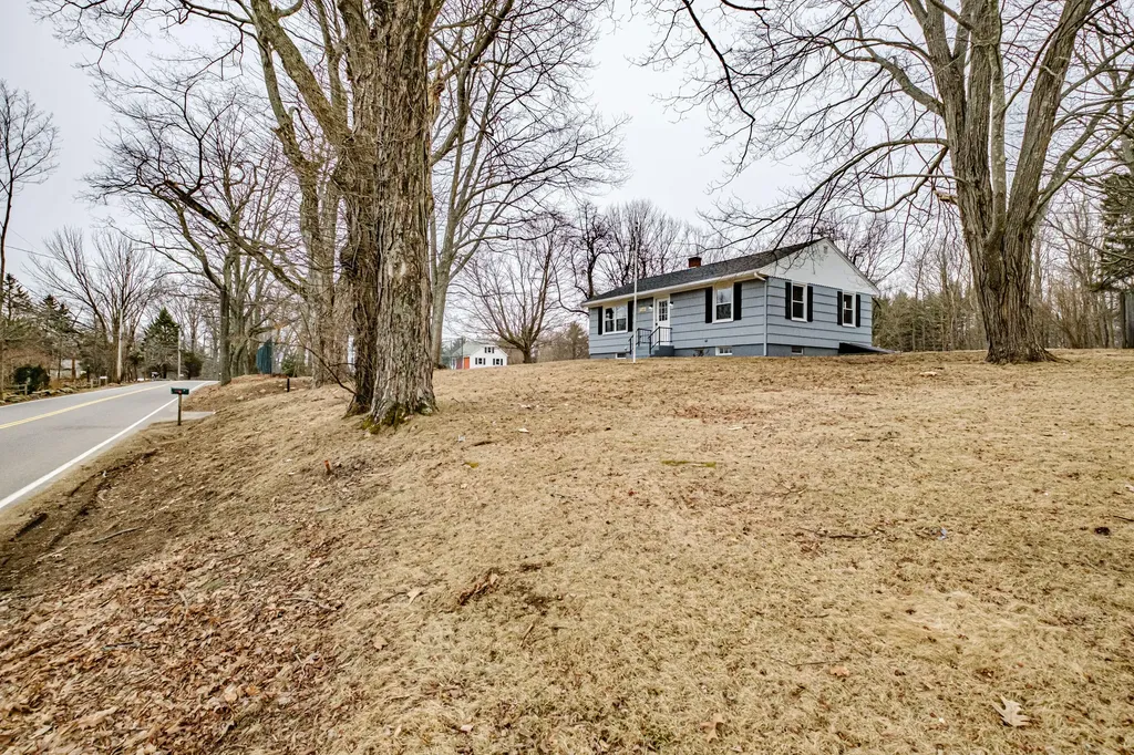 67 Cutts Road Kittery ME 03904