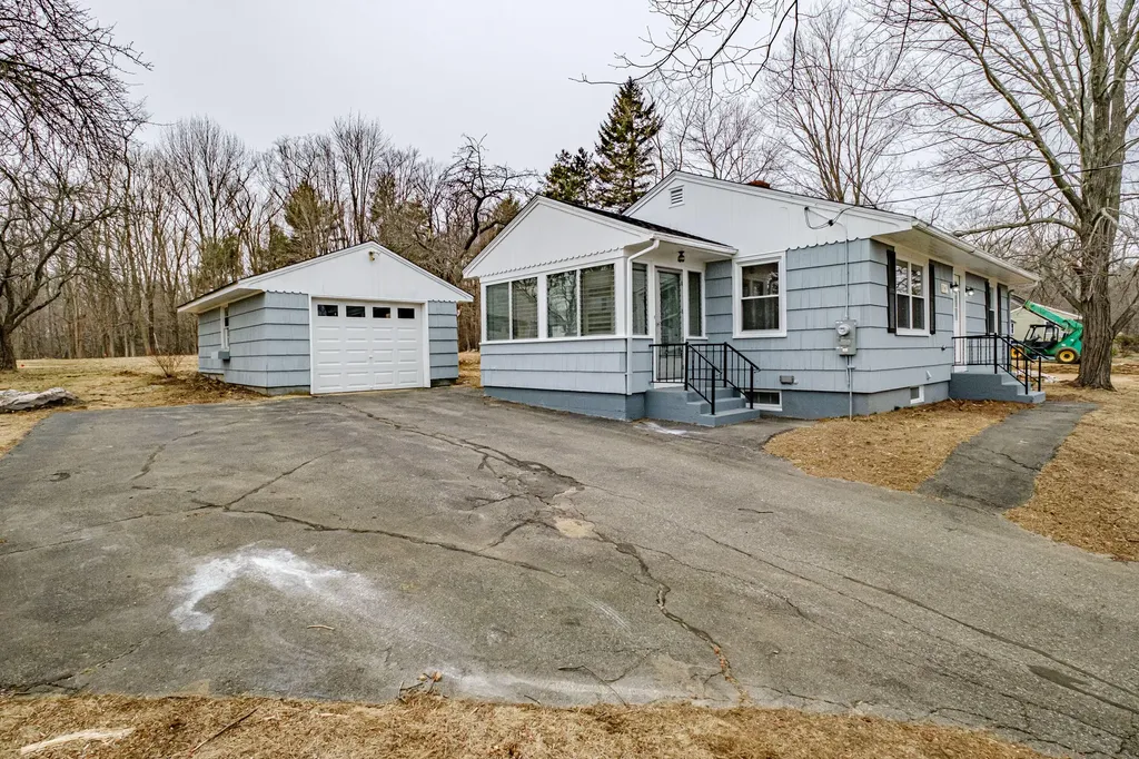 67 Cutts Road Kittery ME 03904