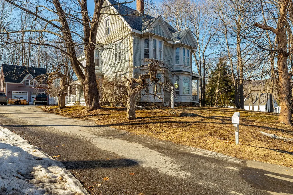 33 Union Street Camden ME 04843