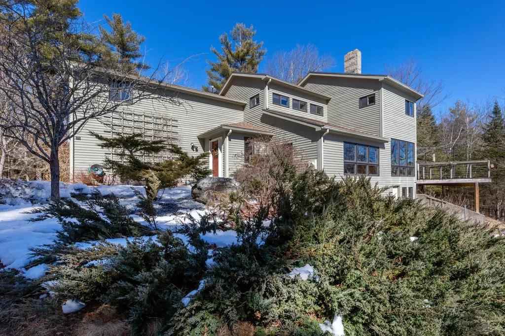 670 Calls Hill Road Dresden ME 04342