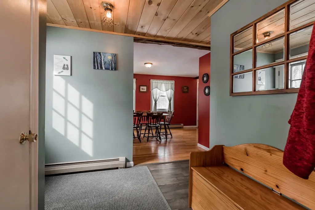 13 Brydon Lane Gorham ME 04038