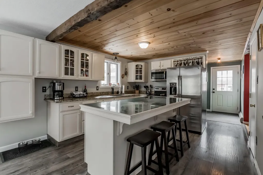 13 Brydon Lane Gorham ME 04038