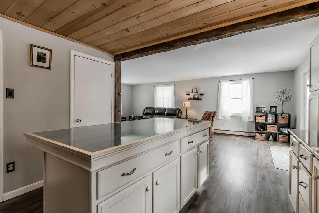 13 Brydon Lane Gorham ME 04038