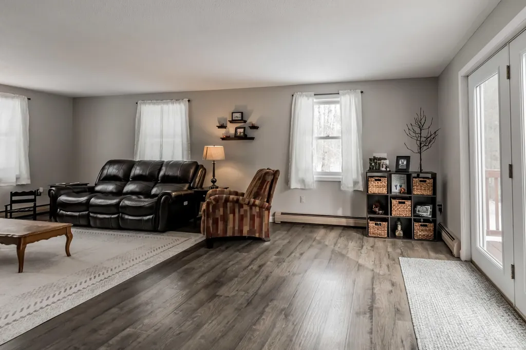 13 Brydon Lane Gorham ME 04038