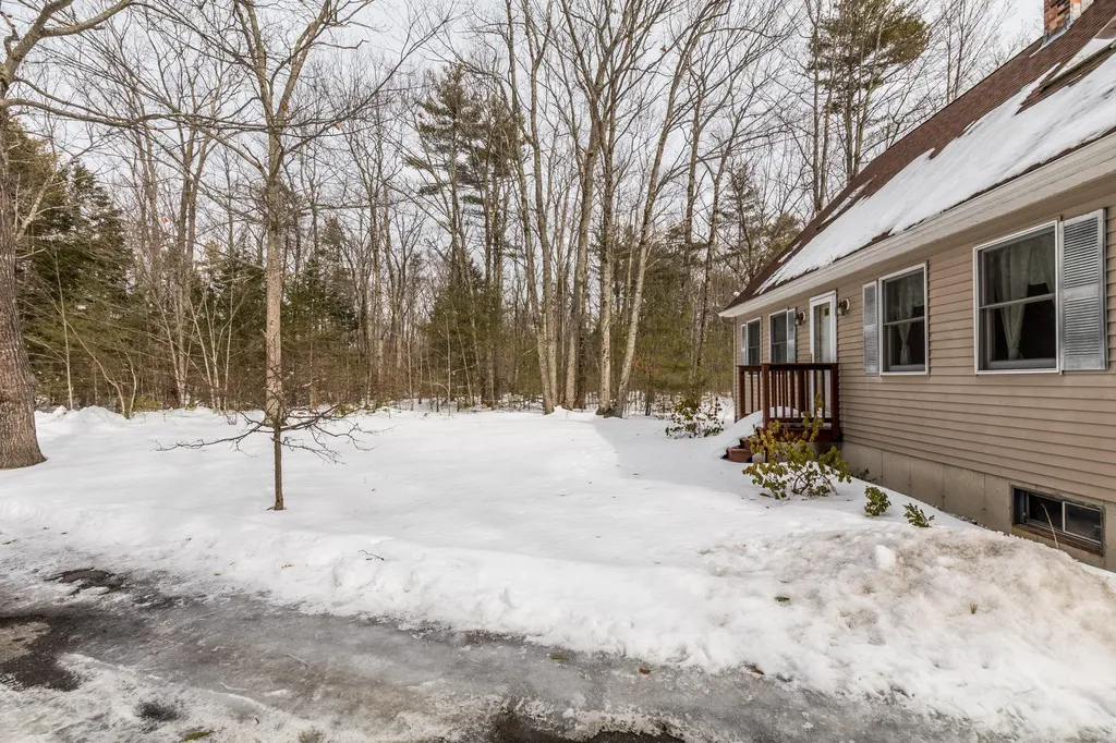 13 Brydon Lane Gorham ME 04038