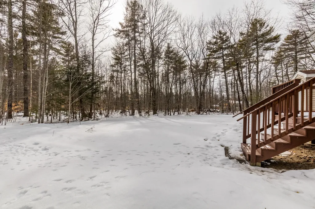 13 Brydon Lane Gorham ME 04038