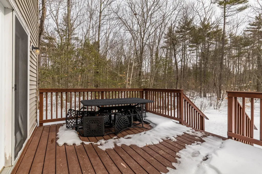 13 Brydon Lane Gorham ME 04038