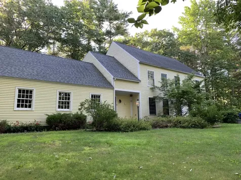 5 Sturbridge Lane Cumberland ME 04021