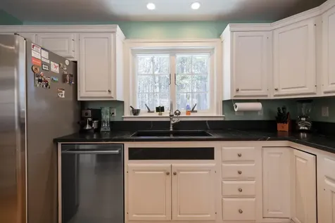 5 Sturbridge Lane Cumberland ME 04021