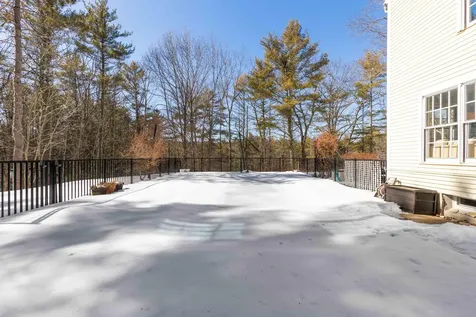 5 Sturbridge Lane Cumberland ME 04021