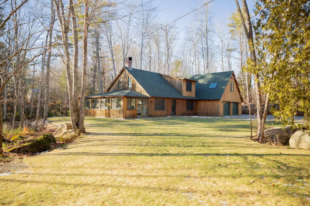 5 Narrows Way Orland ME 04472