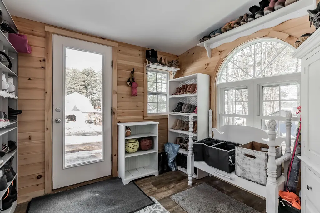 15 Little Lake Road Standish ME 04084