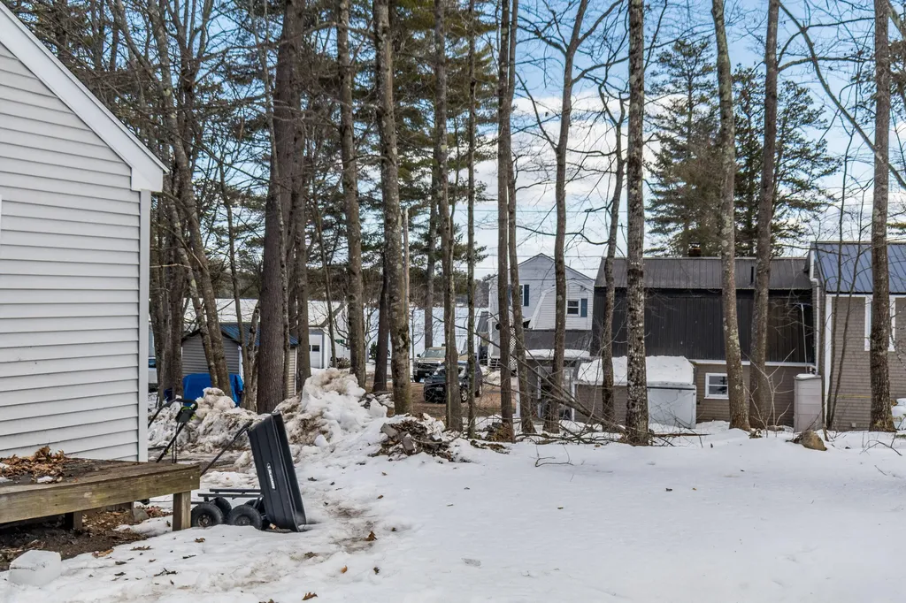 15 Little Lake Road Standish ME 04084
