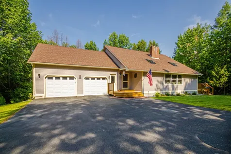 1626 Pond Road Sidney ME 04330
