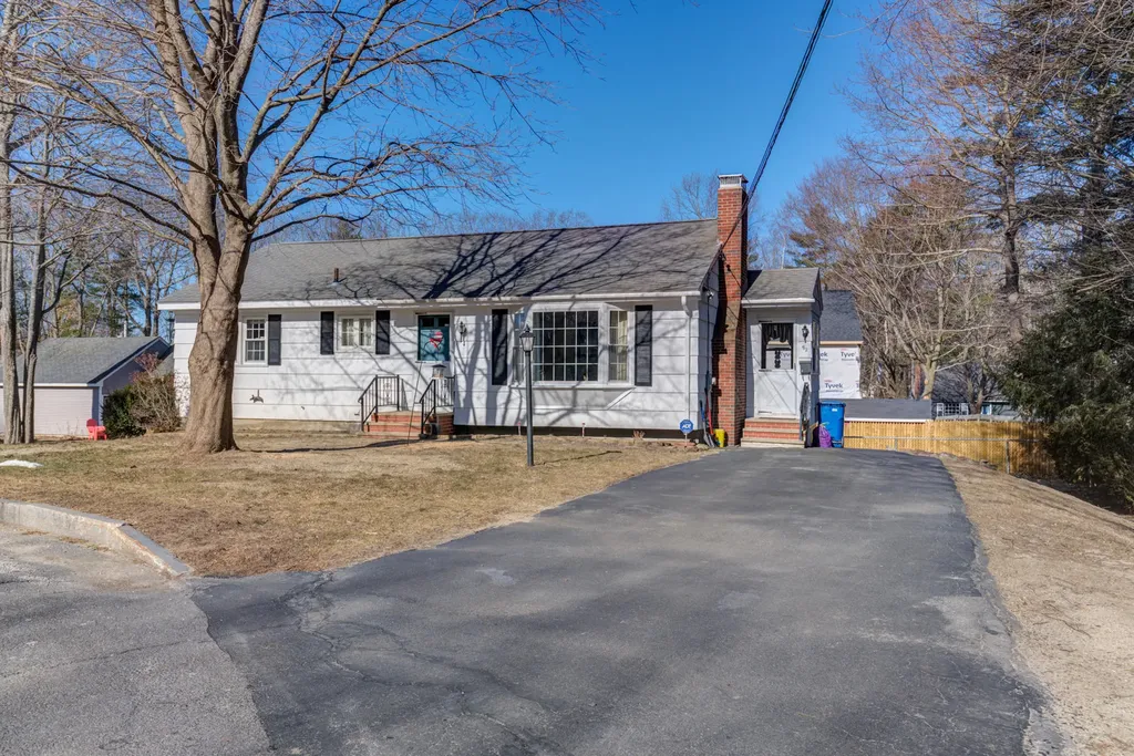 92 Woodvale Street Portland ME 04102