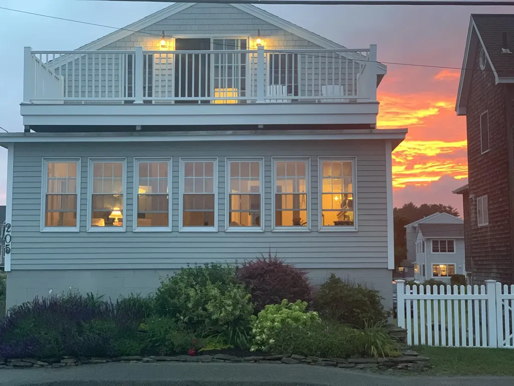 205 Long Beach Avenue York ME 03909
