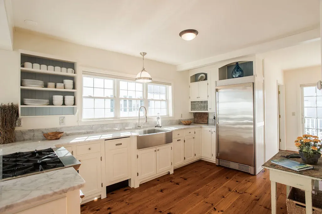205 Long Beach Avenue York ME 03909