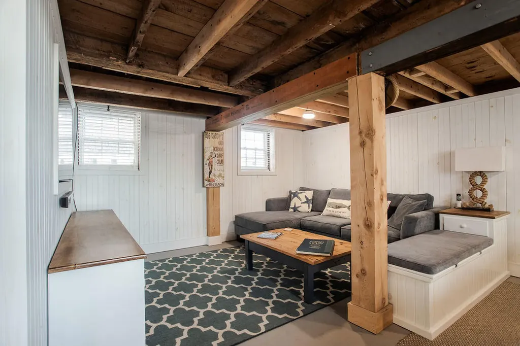 205 Long Beach Avenue York ME 03909