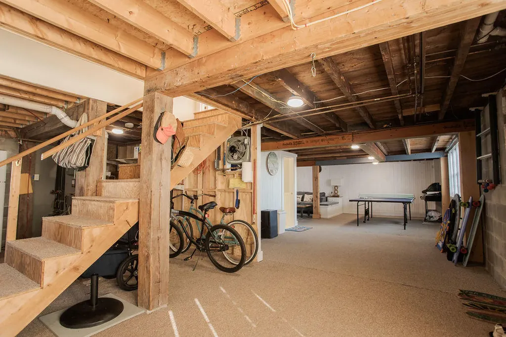 205 Long Beach Avenue York ME 03909