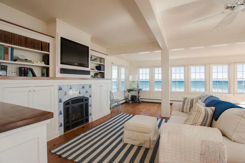 205 Long Beach Avenue York ME 03909
