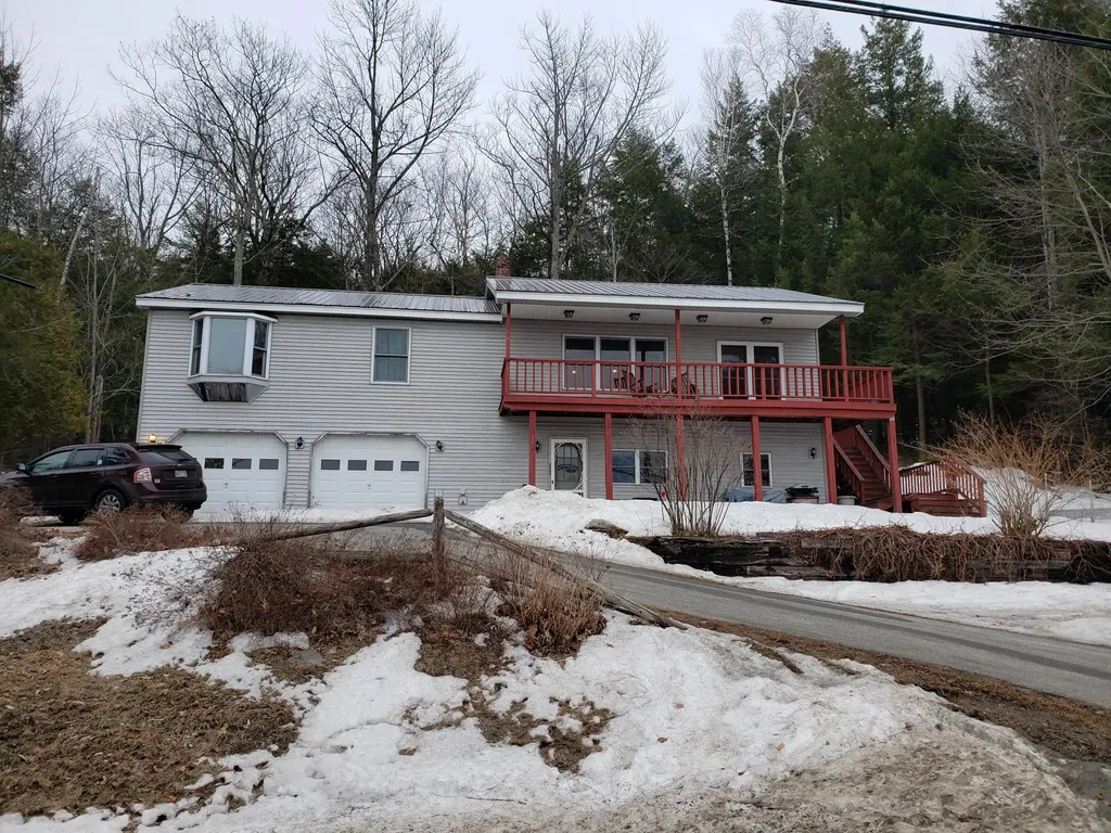 487 Memorial Drive Winthrop ME 04364