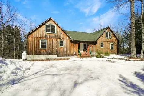 35 Northfork Lane West Gardiner ME 04345