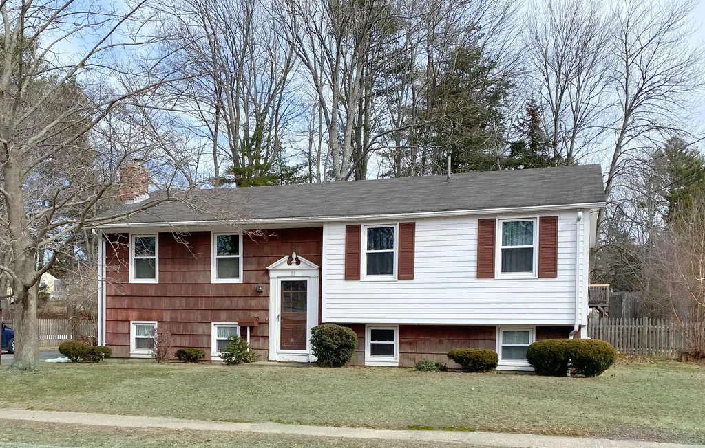 88 Sandy Hill Road South Portland ME 04106
