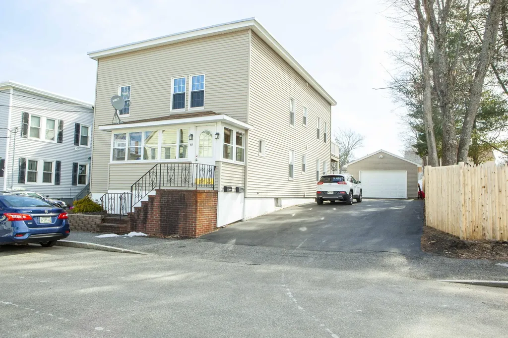 89 Green Street Biddeford ME 04005