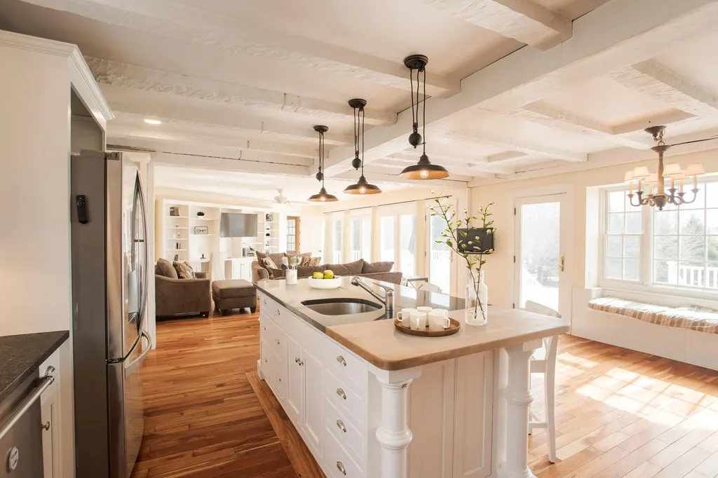 133 River Road York ME 03902