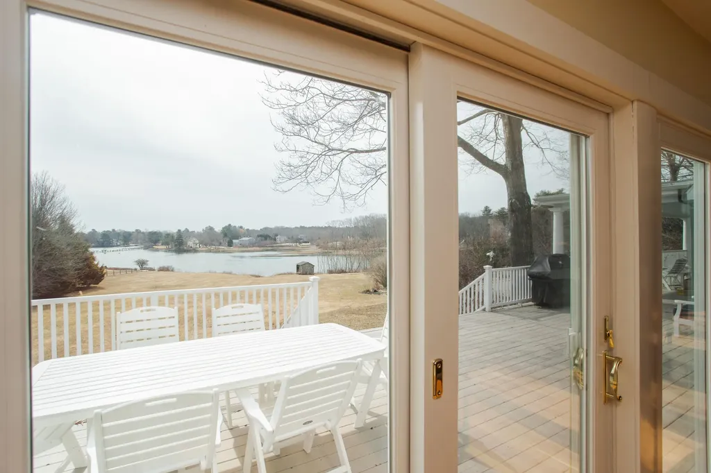 133 River Road York ME 03902