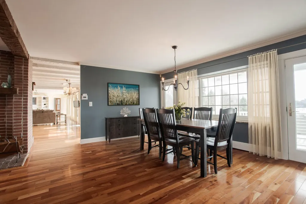133 River Road York ME 03902