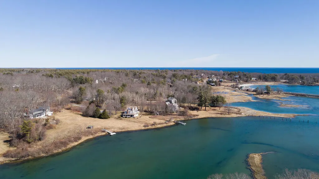 133 River Road York ME 03902