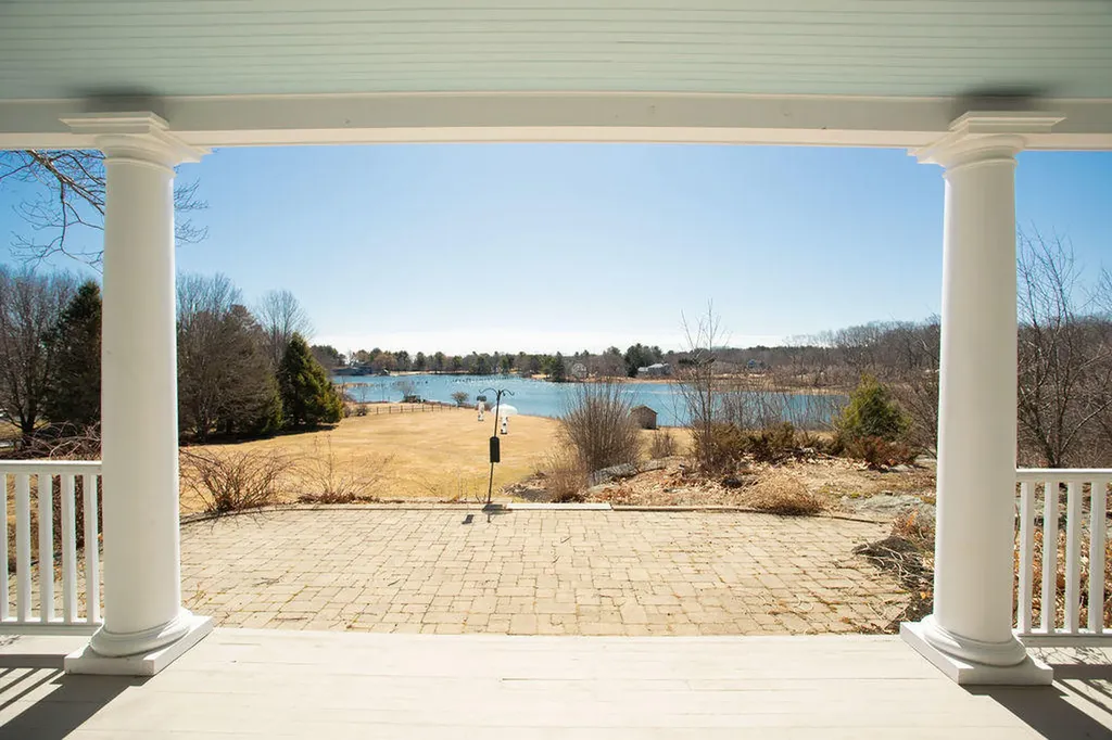 133 River Road York ME 03902