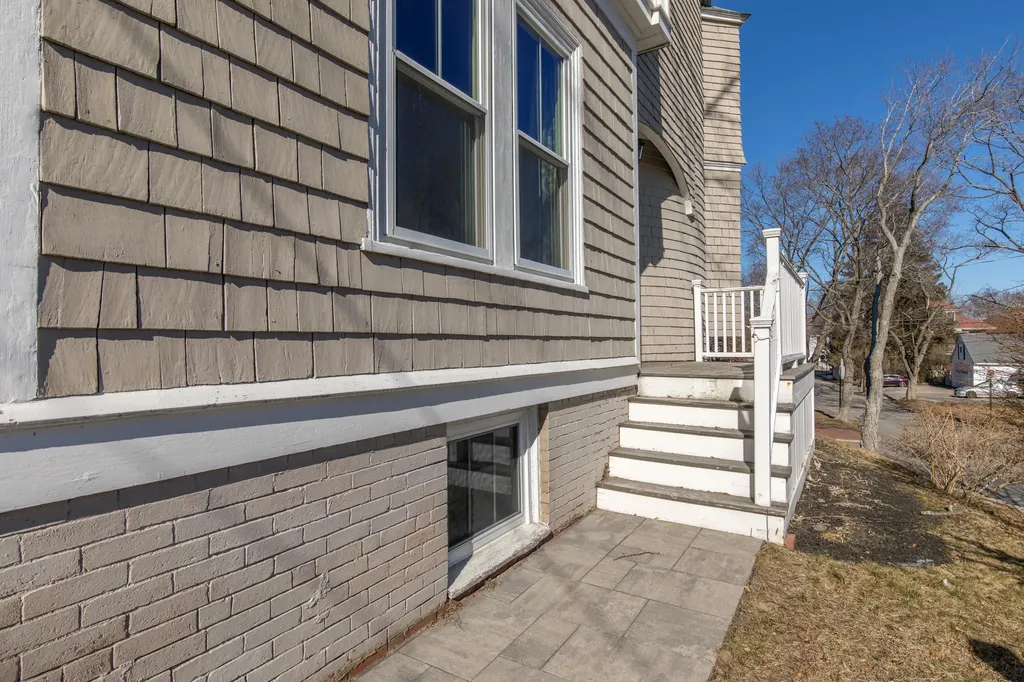 61 Granite Street Portland ME 04102