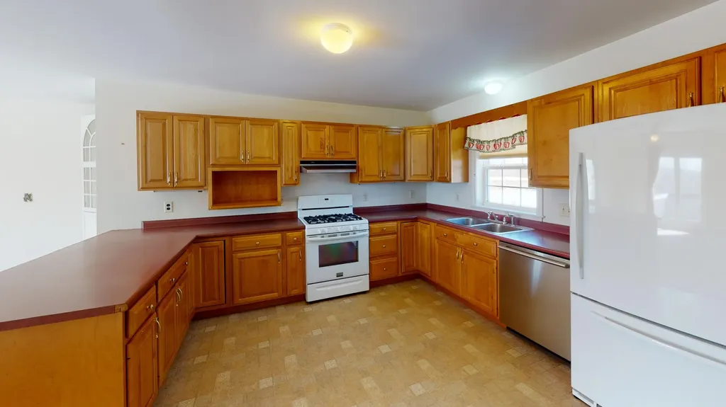 381 Greenwood Mountain Road Hebron ME 04238
