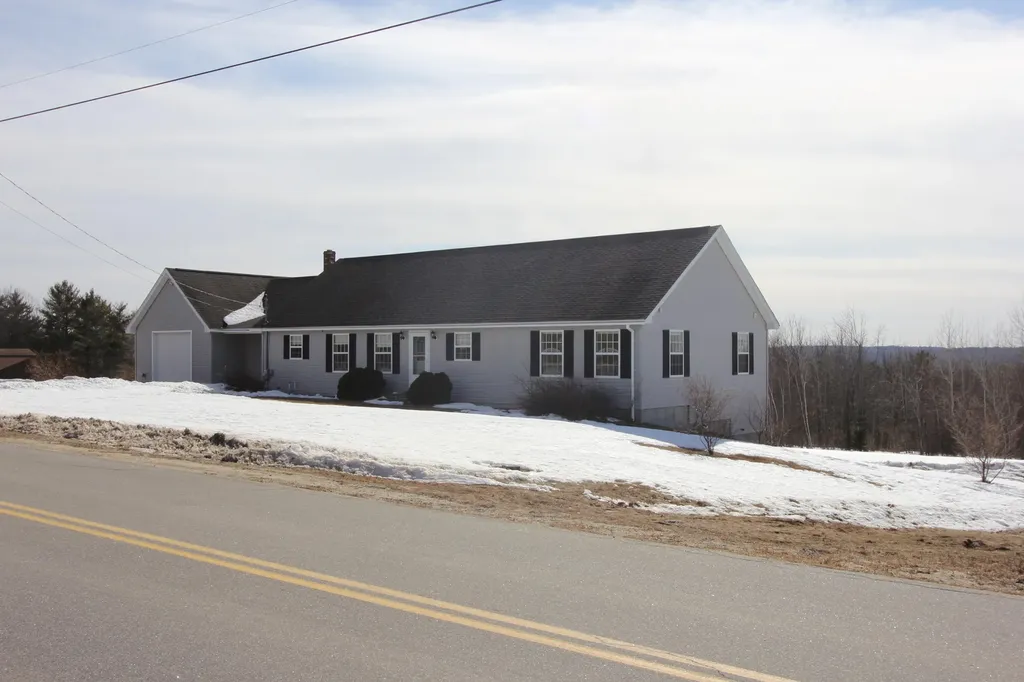 381 Greenwood Mountain Road Hebron ME 04238