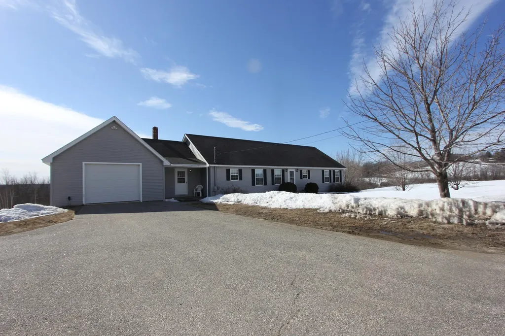 381 Greenwood Mountain Road Hebron ME 04238