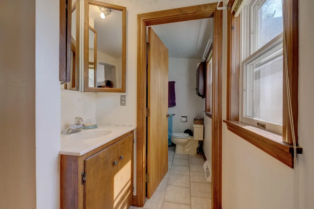 48 Columbia Avenue Brunswick ME 04011