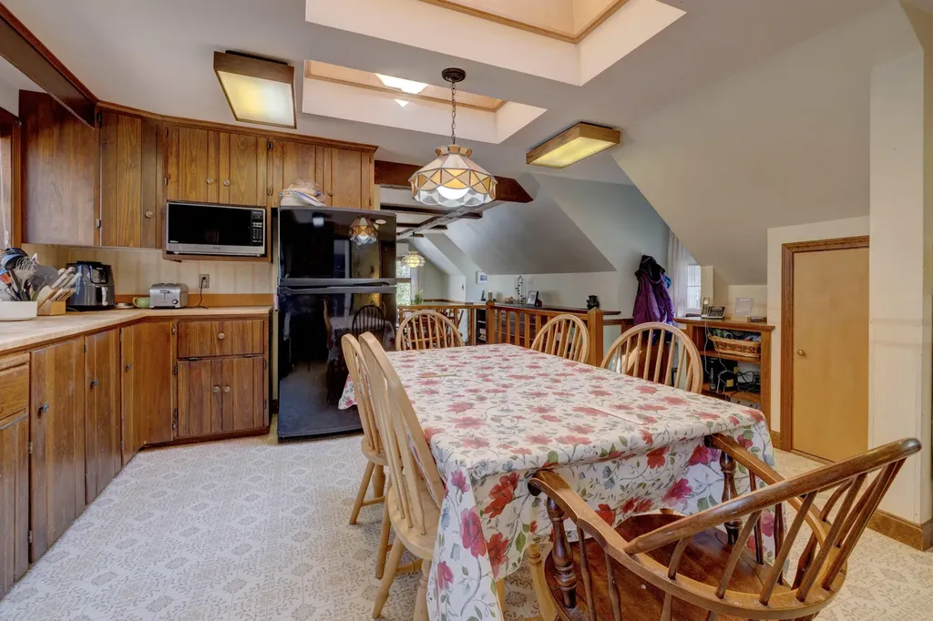 48 Columbia Avenue Brunswick ME 04011