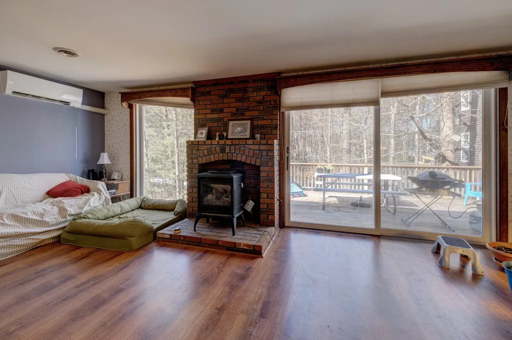 48 Columbia Avenue Brunswick ME 04011