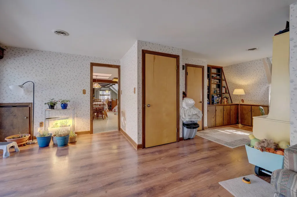 48 Columbia Avenue Brunswick ME 04011