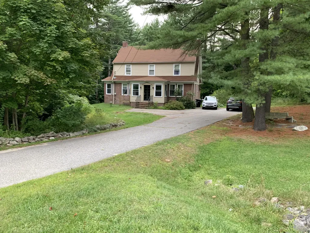 11 Martin Drive Lewiston ME 04240