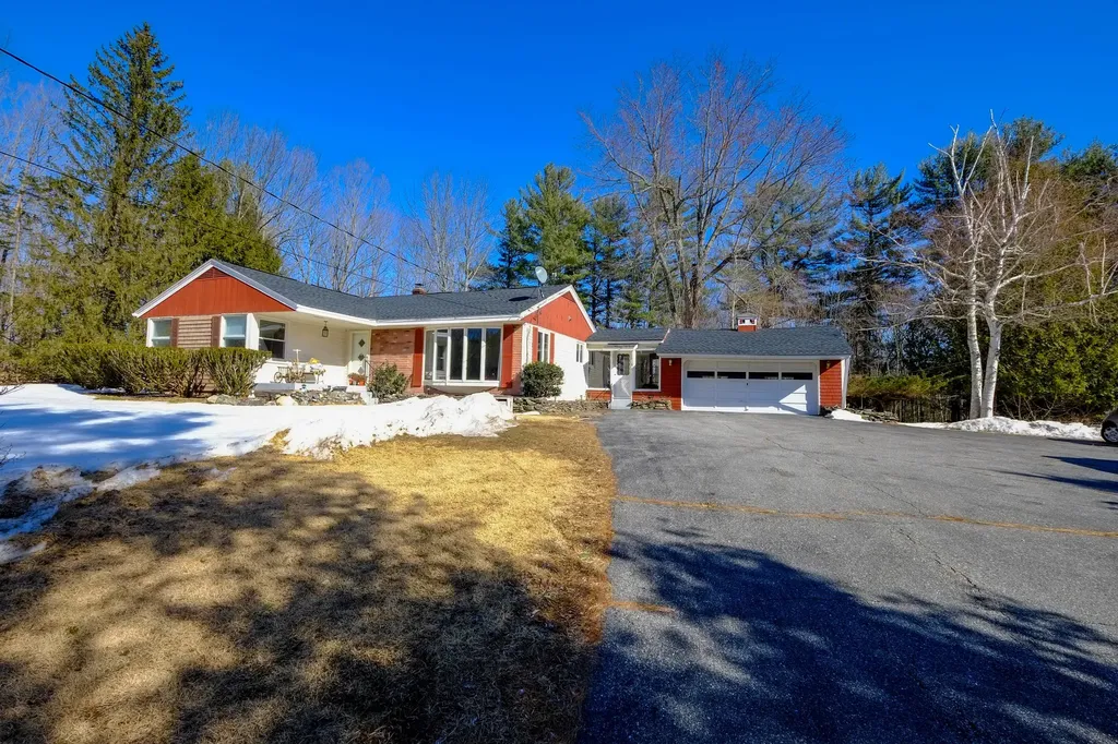 1635 Main Street Lewiston ME 04240