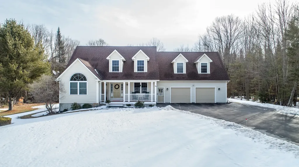 89 Alexander Drive Gorham ME 04038