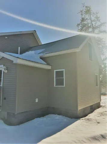 11 Pine Street Porter ME 04068